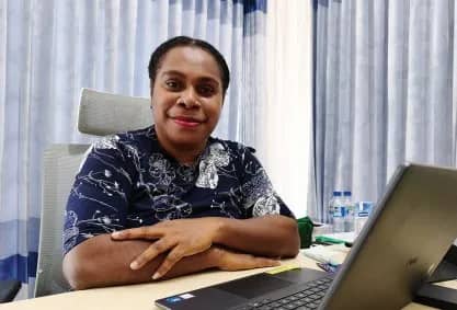 Kepala Divisi Monitoring dan Evaluasi Program Ekonomi YPMAK, Monika Maramku.