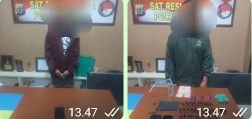 Kedua tersangka dan barang bukti saat diamankan di Mapolres Mimika.