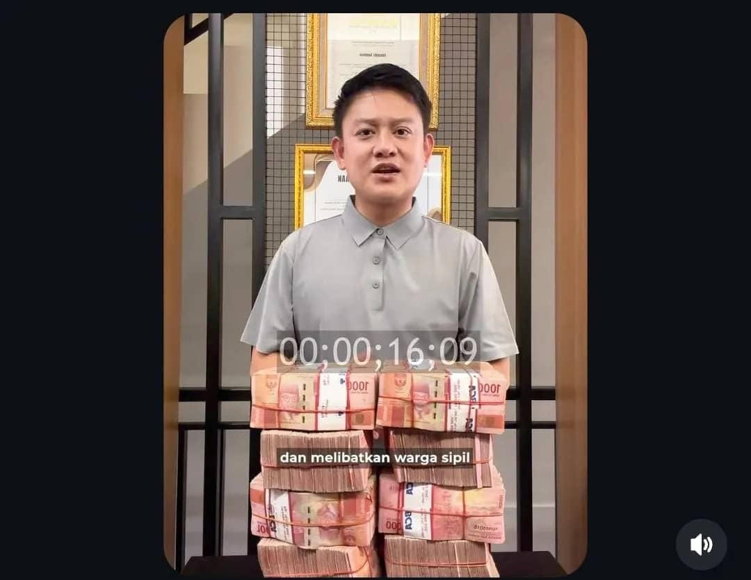 Bobon Santoso menawarkan Rp1 miliar sebagai tebusan untuk membantu pembebasan sembilan warga sipil yang disebut masih disandera kelompok bersenjata di Distrik Jila, Kabupaten Mimika, Papua Tengah.
