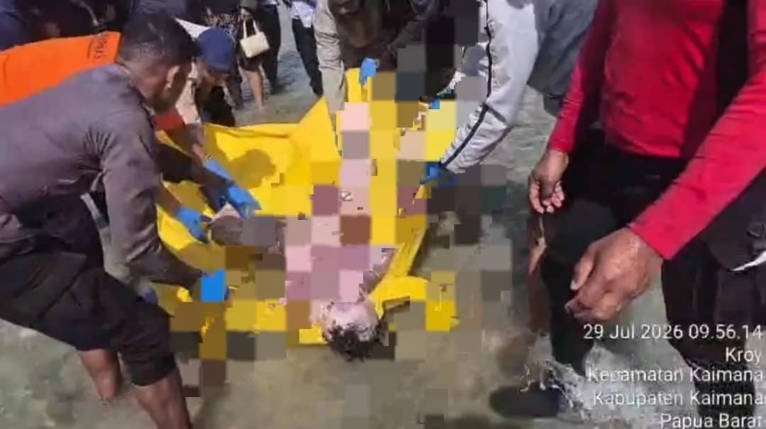Korban saat dievakuasi