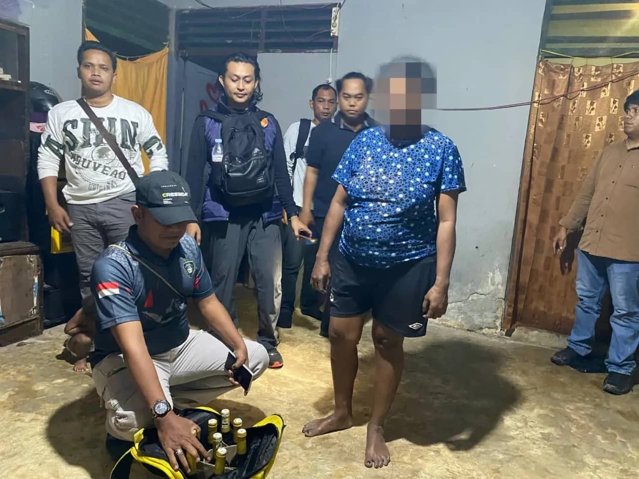 Pelaku Pungli yang diamankan polisi di Kabupaten Keerom