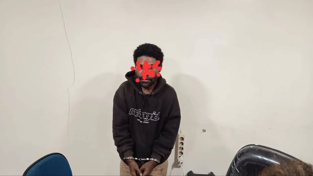 Terduga pelaku saat diamankan.