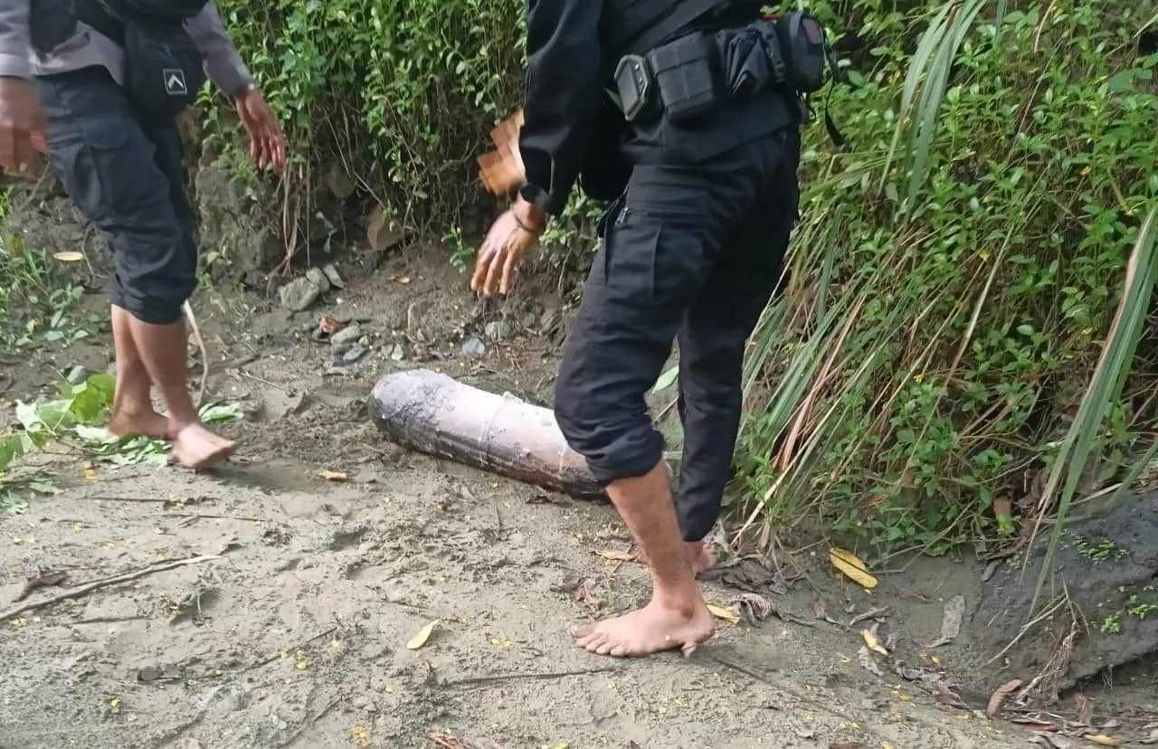 Bom yang ditemukan warga Sentani