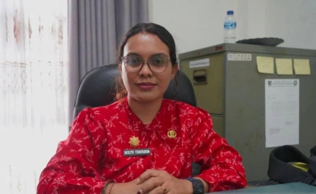 Kepala Distrik Mimika Baru Merlin Temorubun