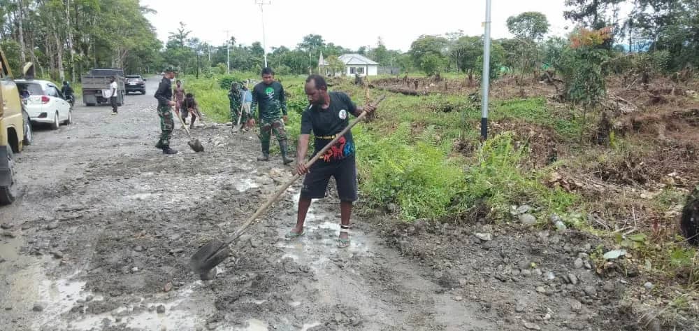 Jalan rusak