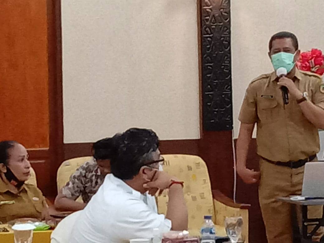Kepala Dinas Kesehatan Kabupaten Mimika, Reynold Ubra, SST M.Epid