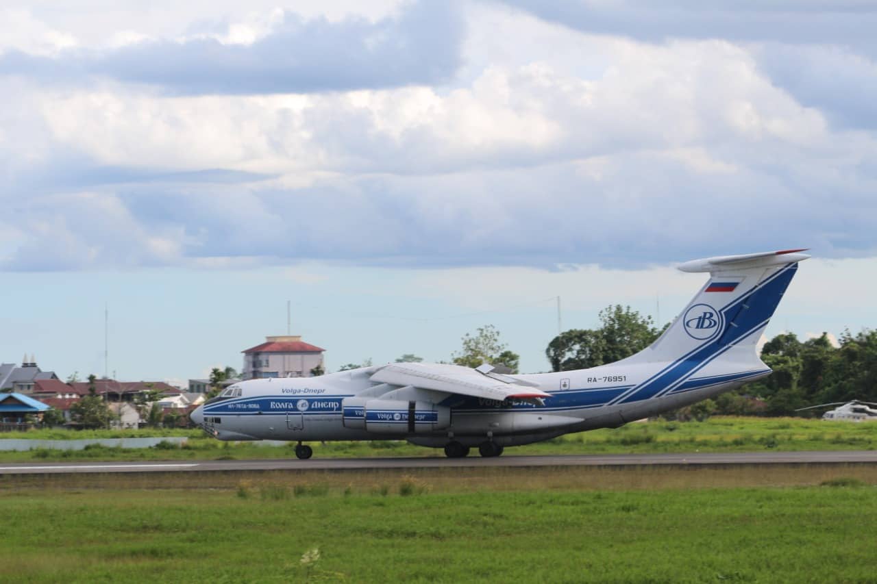 Pesawat Antonov Ilyushin 76