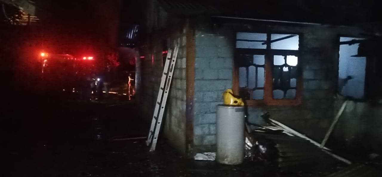 Kebakaran di kompleks Kehutanan
