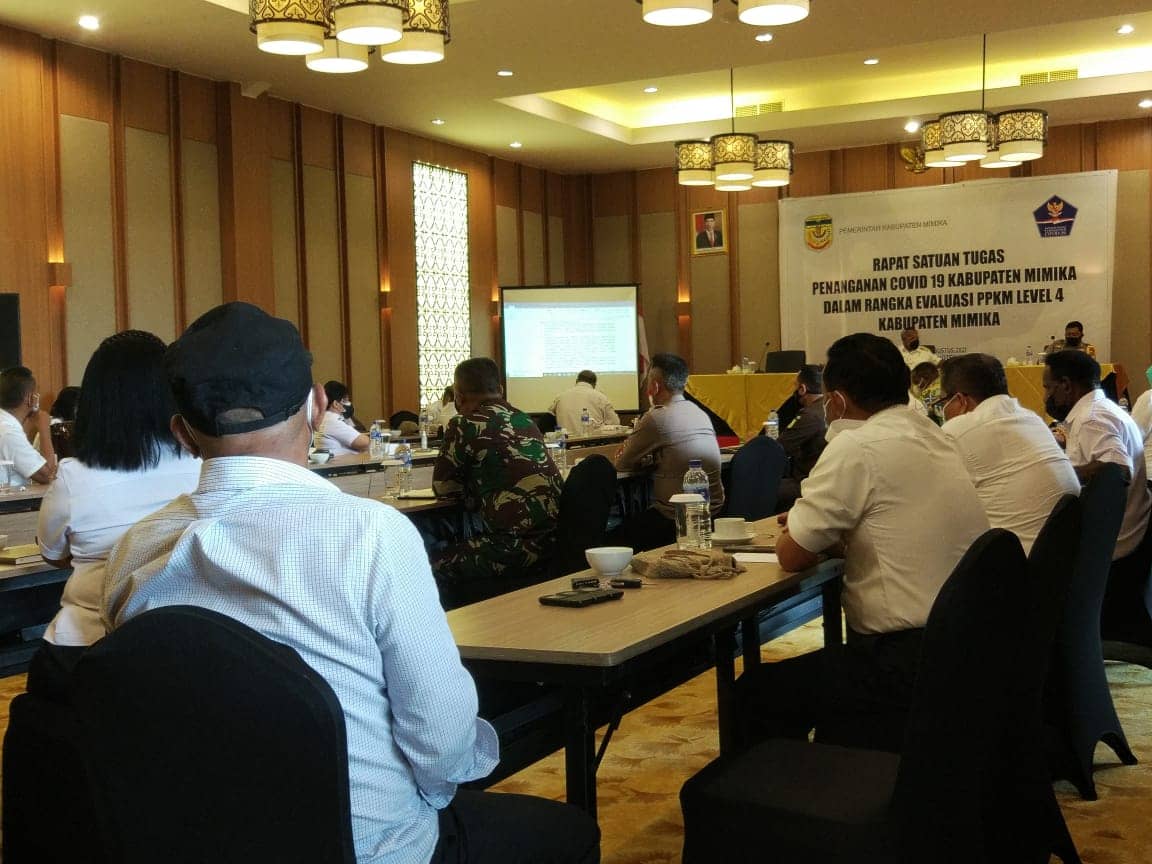 Rapat Koordinasi PPKM di Grand Mozza Timika