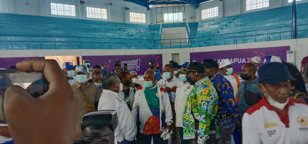 Gubernur Papua kunjungi GOR Futsal di Timika