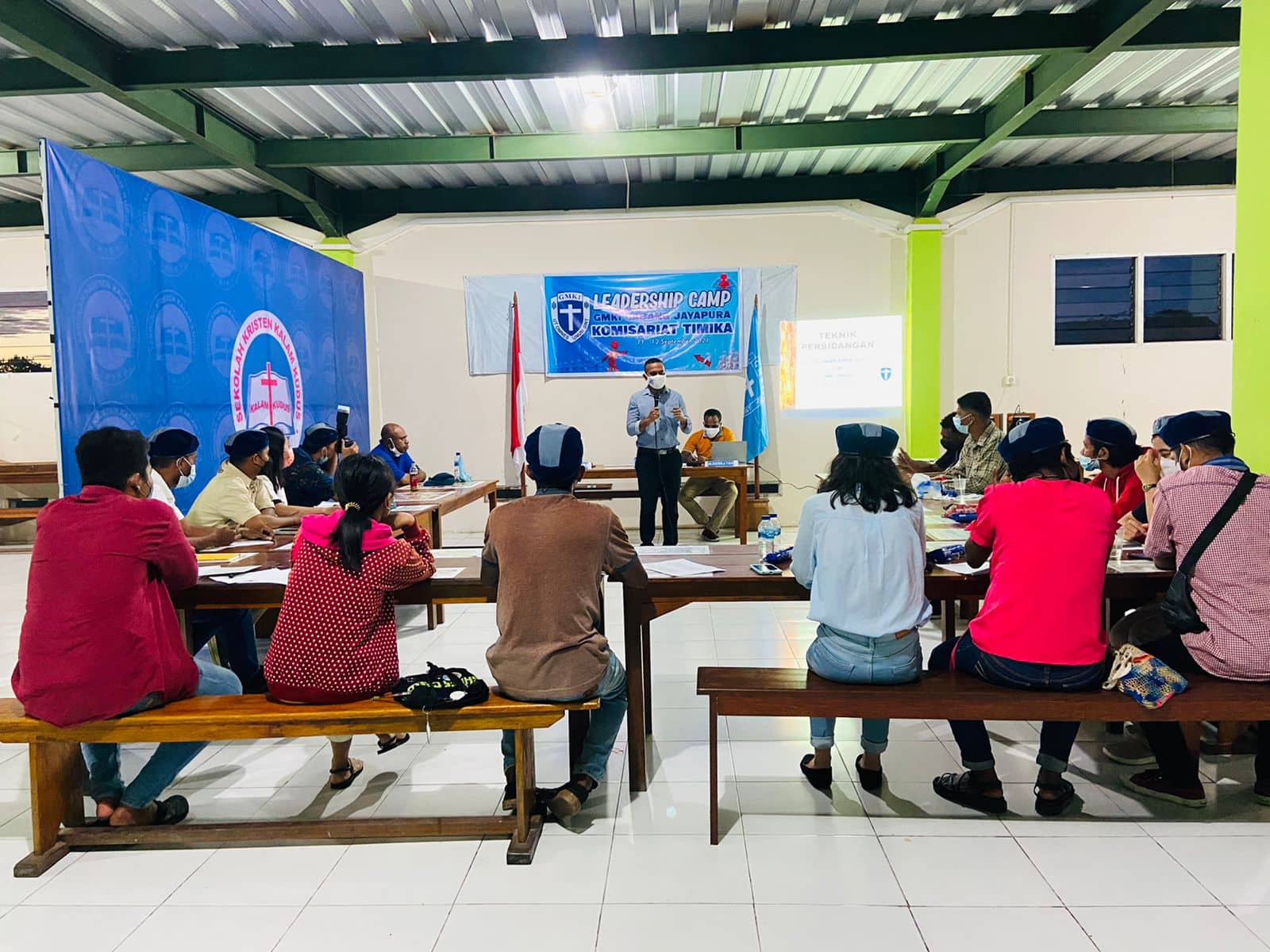 Kegiatan Leadership Camp GMKI Komisariat Timika.