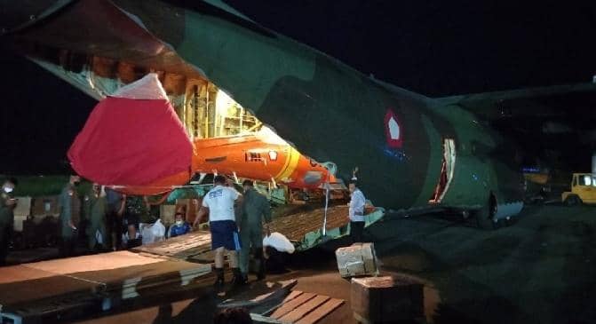 Basarnas mengerahkan helikopter HR 3605 yang tiba Jumat malam. (10/9) di Lanud Silas Papare, Sentani, dan akan disiagakan selama PON XX di Papua
