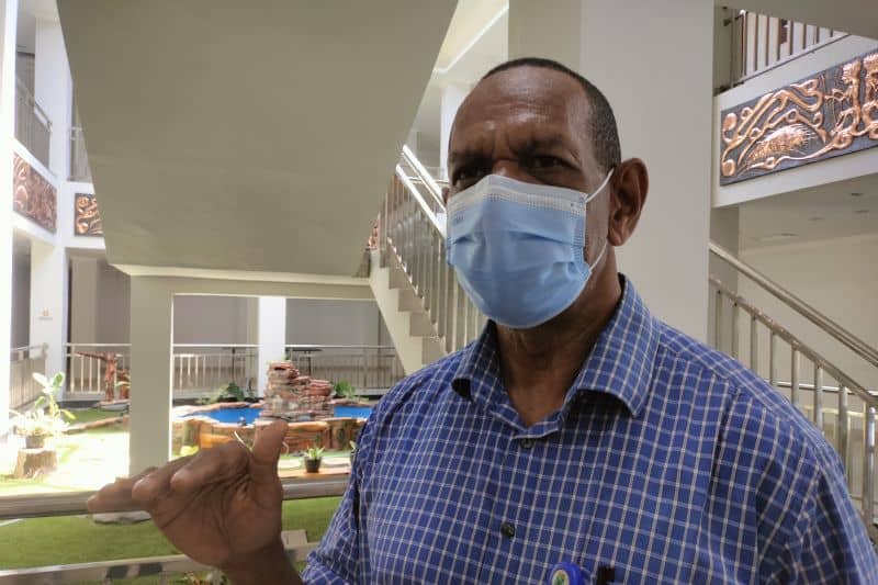Juru bicara Satgas COVID-19 Papua Barat dokter Arnold Tiniap
