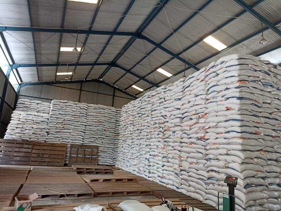 Stok beras di Gudang Dolog Timika.