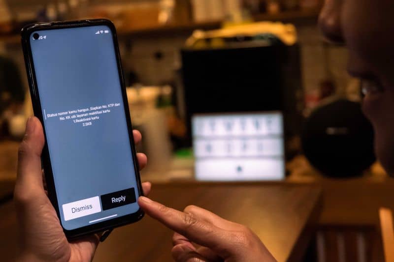 Cara mengaktifkan kembali nomor Telkomsel yang hangus melalui nomor UMB *888*89#.