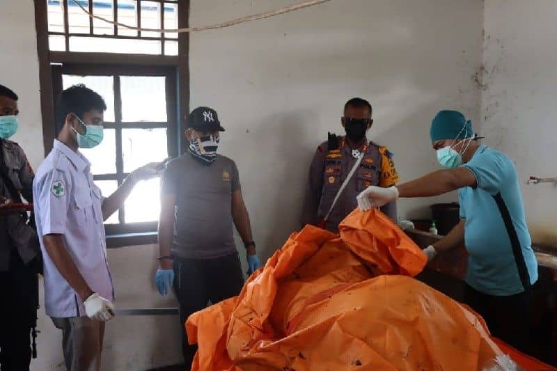 KKB kembali menyerang warga sipil di dua kabupaten di Papua, yakni di Kabupaten Yahukimo dan Kabupaten Intan Jaya. Jenazah Afandy Tiakoly, seorang pedulang ditemukan Senin (7/3) di Distrik Seradala, Kab. Yahukimo dengan tubuh penuh luka benda tajam.