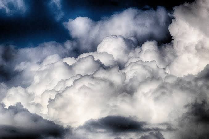 Ilustrasi berita NASIONAL: Cuaca Ekstrem, BMKG Ingatkan Penerbangan di Papua Berpotensi Tumbuh Awan Cumulonimbus