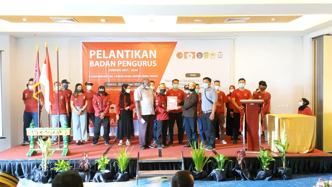 Pelantikan Badan Pengurus Laskar Ayam Jantan (LAJ) Zona Timika