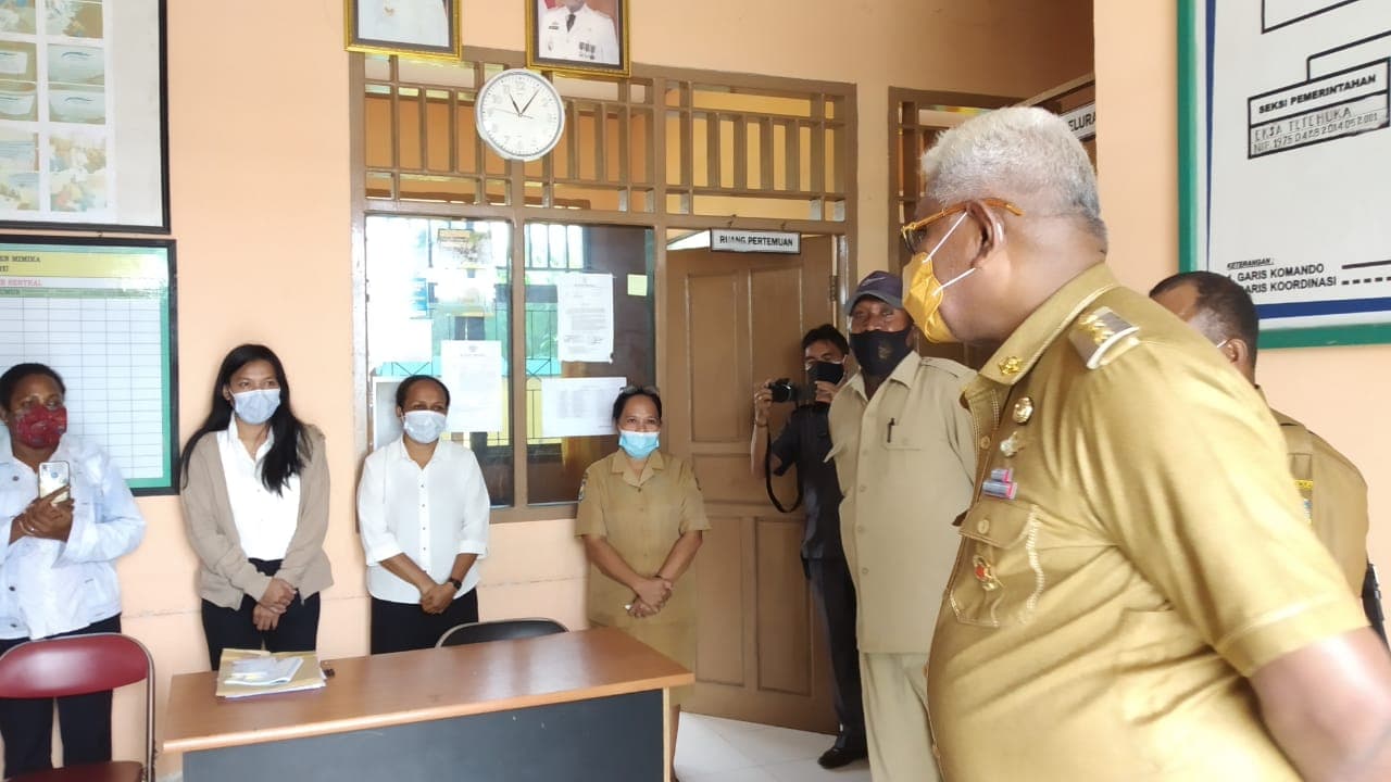 Ilustrasi berita MIMIKA: Wabup Mimika Sidak di Sejumlah Kelurahan, Temukan Lurah dan Pegawai Tidak Berkantor
