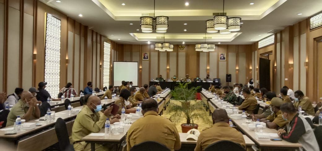 Rapat Adaptasi Kebiasaan Baru (AKB) dihotel Grand Mozza Timika