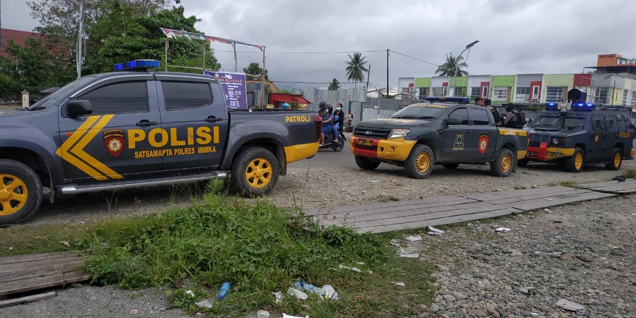 Patroli gabungan sedang memantau perkembangan situasi.