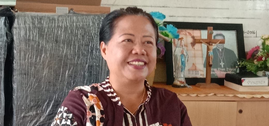 Pjs. Kepala Sekolah, Heny Susenik, SPd