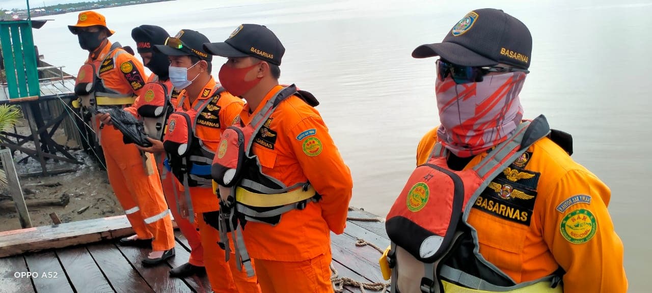 Tim SAR dikerahkan untuk lakukan pencarian.