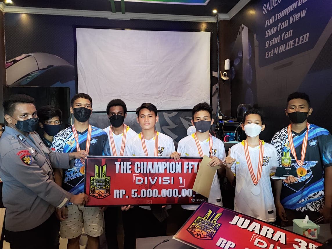 Ilustrasi berita MIMIKA: DBS NVY Juara FFTL Season 1, Free Fire Catat Rekor Hadiah Terbesar Esport Timika