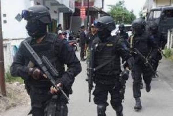 Tim Densus 88 yang membekuk teroris di Merauke