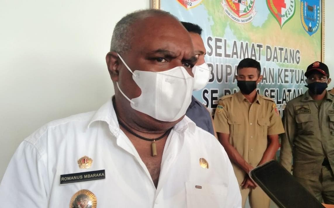 Bupati Merauke Drs. Romanus Mbaraka MT