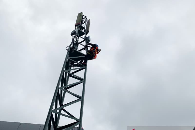 Telkomsel saat melakukan sejumlah optimalisasi jaringan di kota Sorong