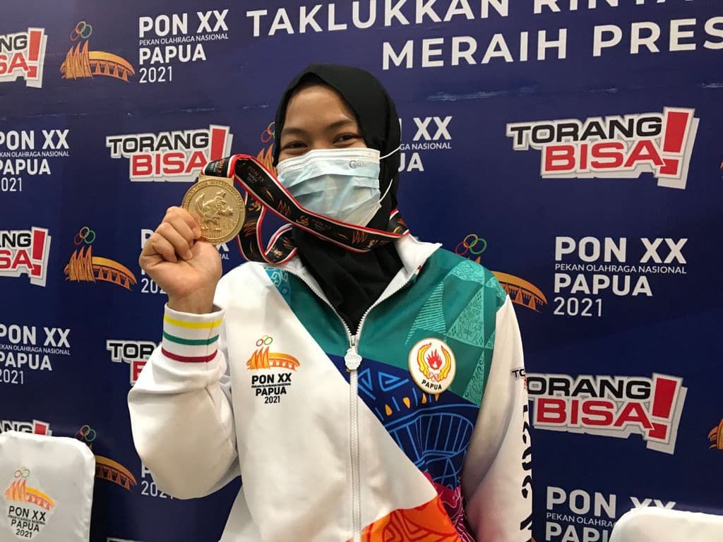 Judoka Papua, Desy Rahayu mempersembahkan emas untuk Papua./ Foto: Efrida sijabat/HumasPPM