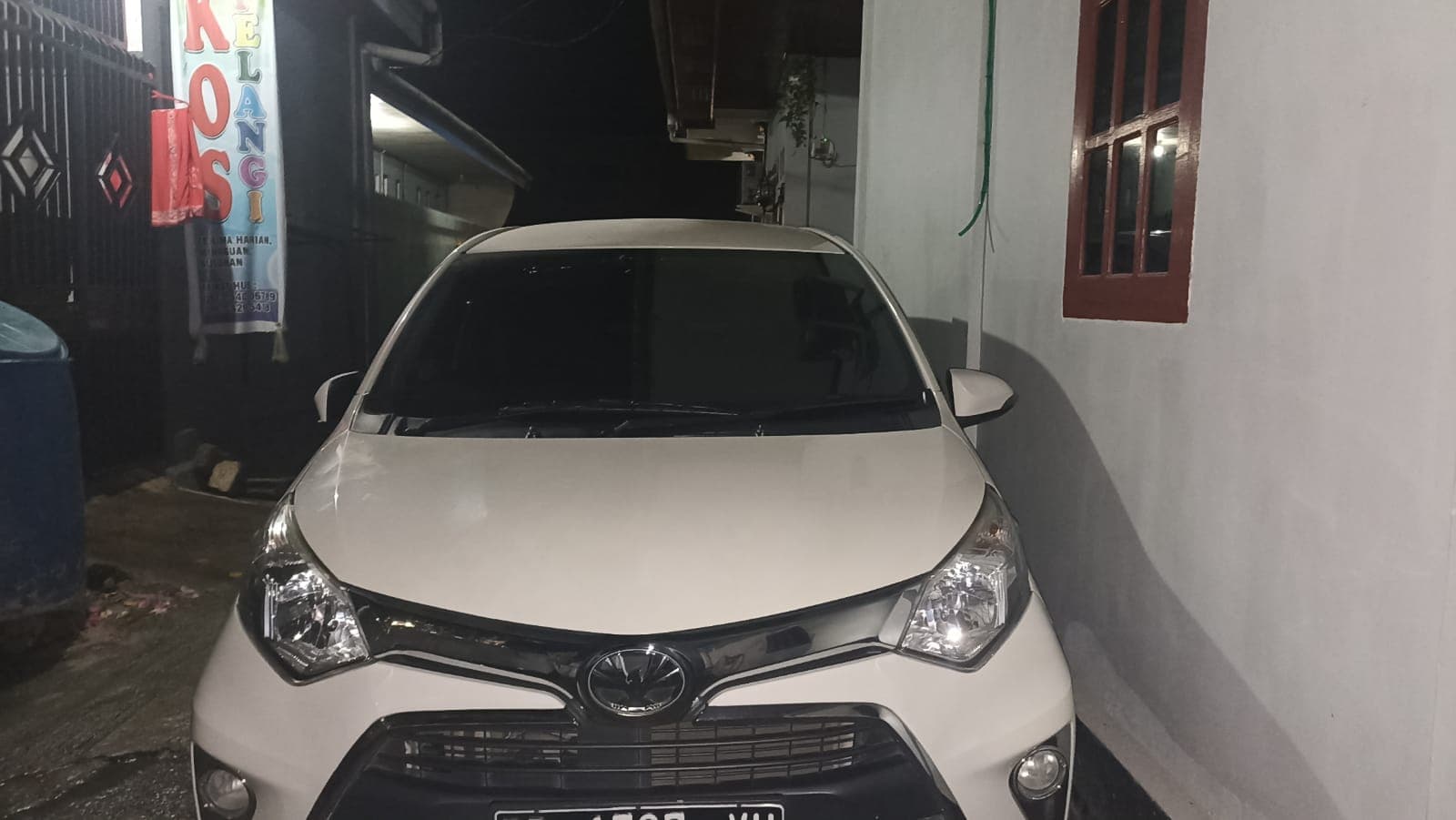 Mobil milik Joko yang dilempari bom molotov