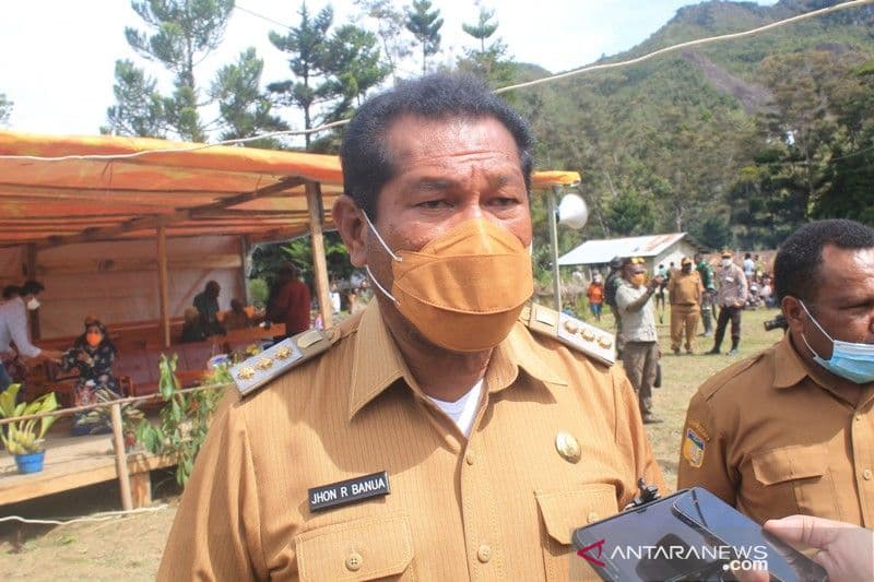 Bupati Jayawijaya Jhon R Banua.