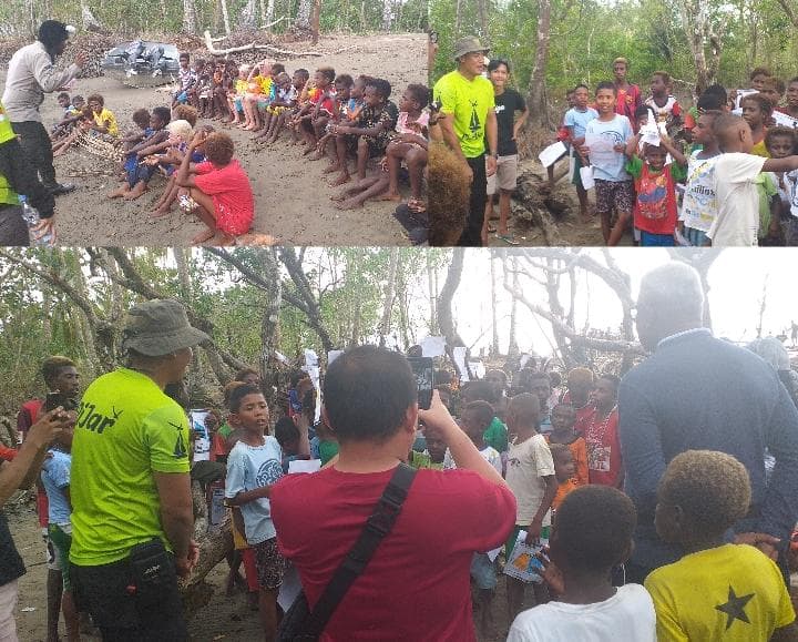 Aiptu Andi Lalu Hiskam bersama volunteer PIJAR membaur bersama anak-anak Atuka.