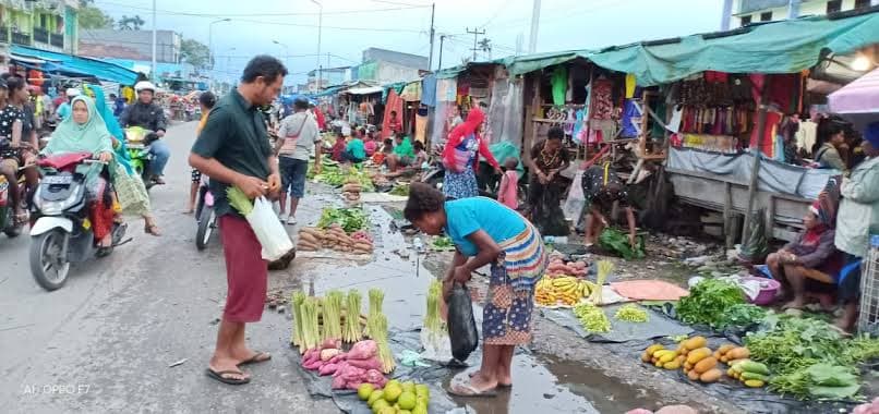 Ilustrasi berita MIMIKA: Satu Pertanyaan Penjual di Pasar Lama yang Bikin Satpol PP Mimika Bingung, Begini Jawaban Versi Disperindag