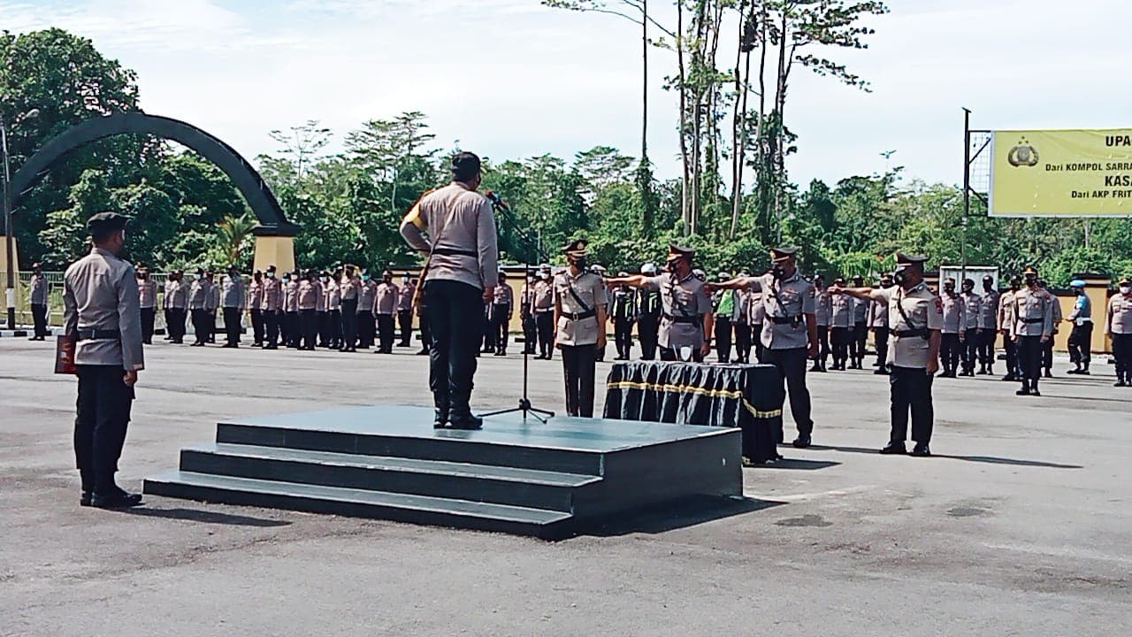 Acara sertijab perwira Polres Mimika