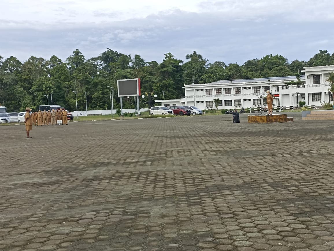 Apel pagi nampak sepi.