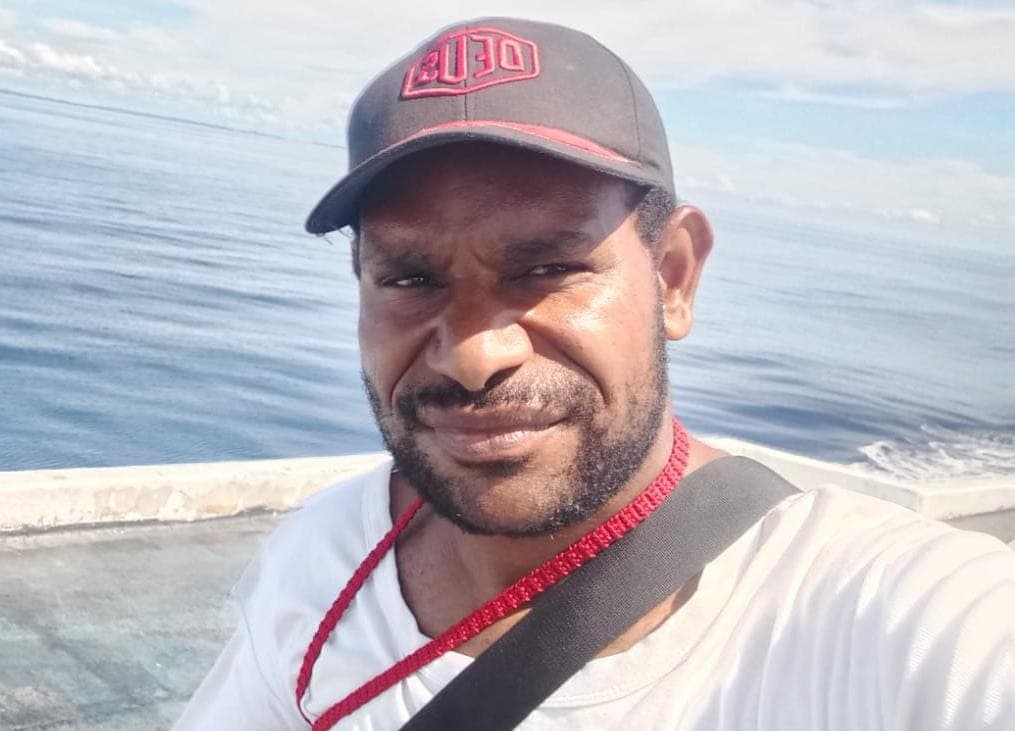 Tokoh pemuda Kwamki Narama, Awen Magai.