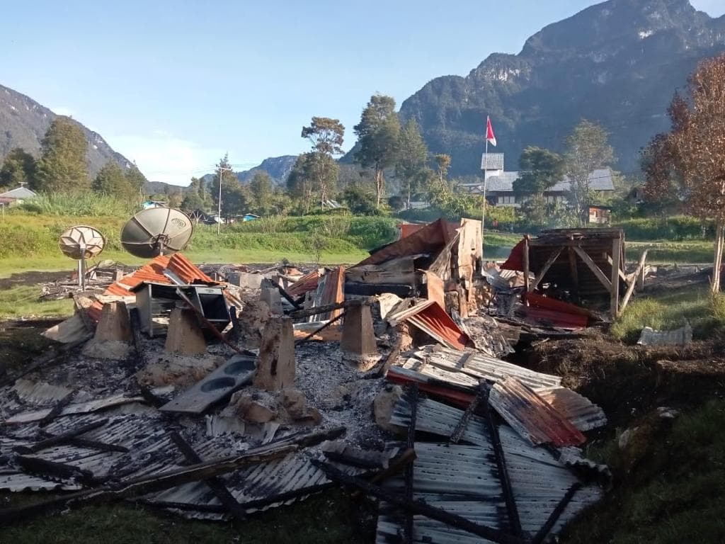 Caption, Lokasi pembakaran kantor distrik abenaho
