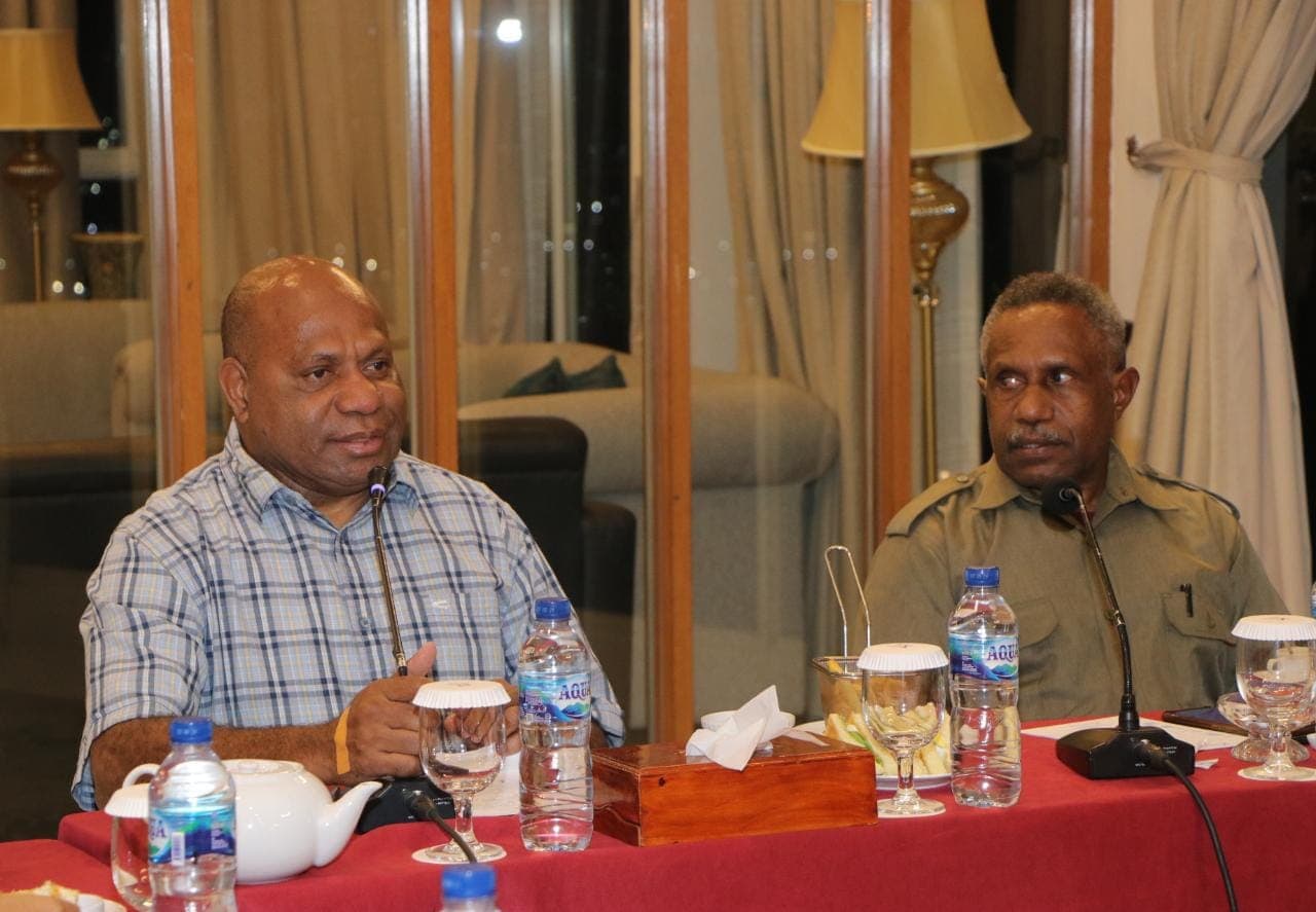 Kapolda Papua saat melakukan pertemuan dengan Sinode Gereja Protestan Indonesia (GPI) Papua.
