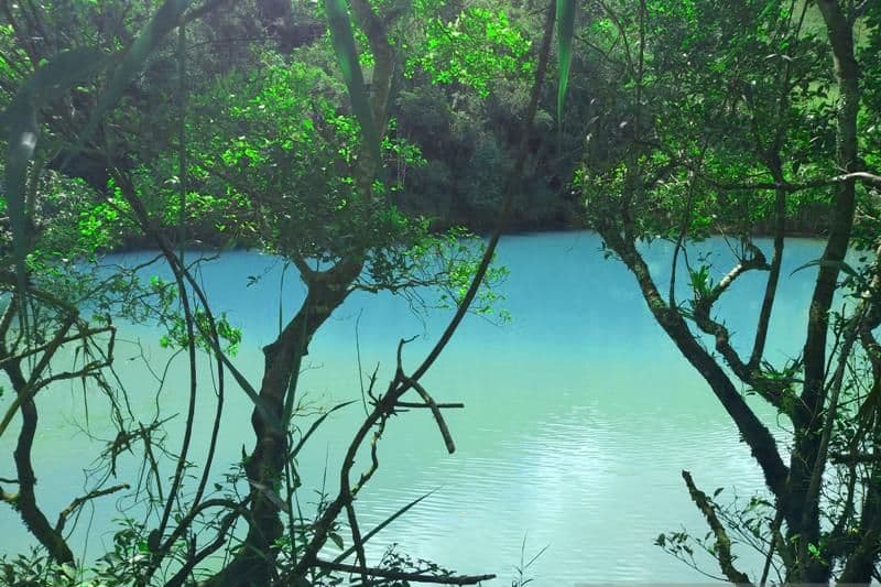 Telaga Biru Maima 12