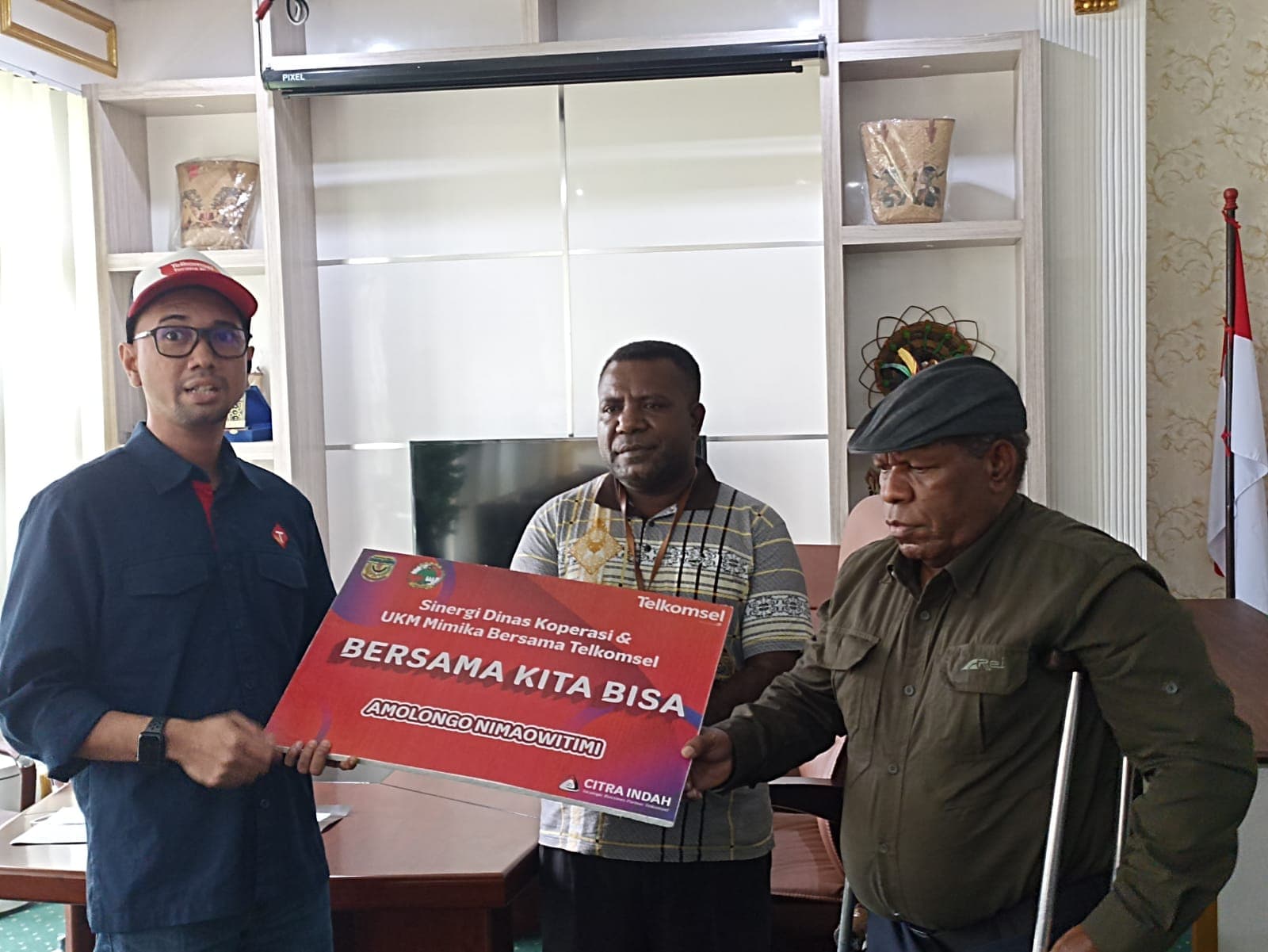Ilustrasi berita MIMIKA: Dinas Koperasi dan UKM Kabupaten Mimika Gandeng Telkomsel Dukung UMKM Orang Asli Papua