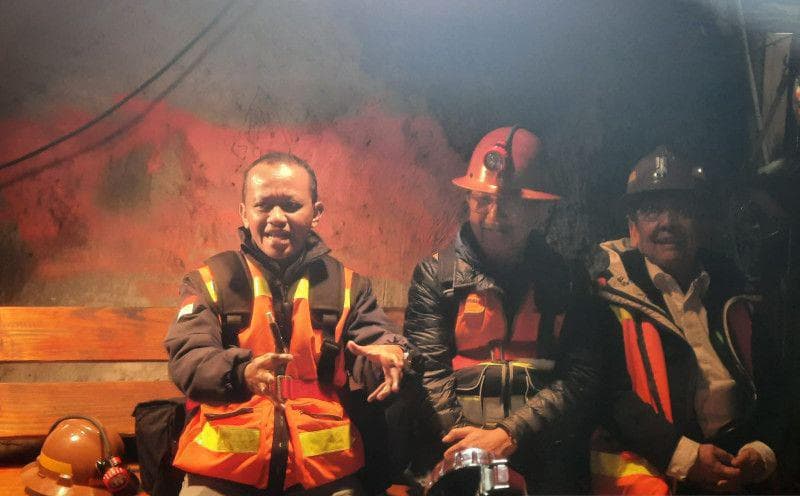 Ilustrasi berita MIMIKA: Menteri Investasi Tinjau Pabrik Pengolahan Konsentrat di Area Grasberg Block Cave