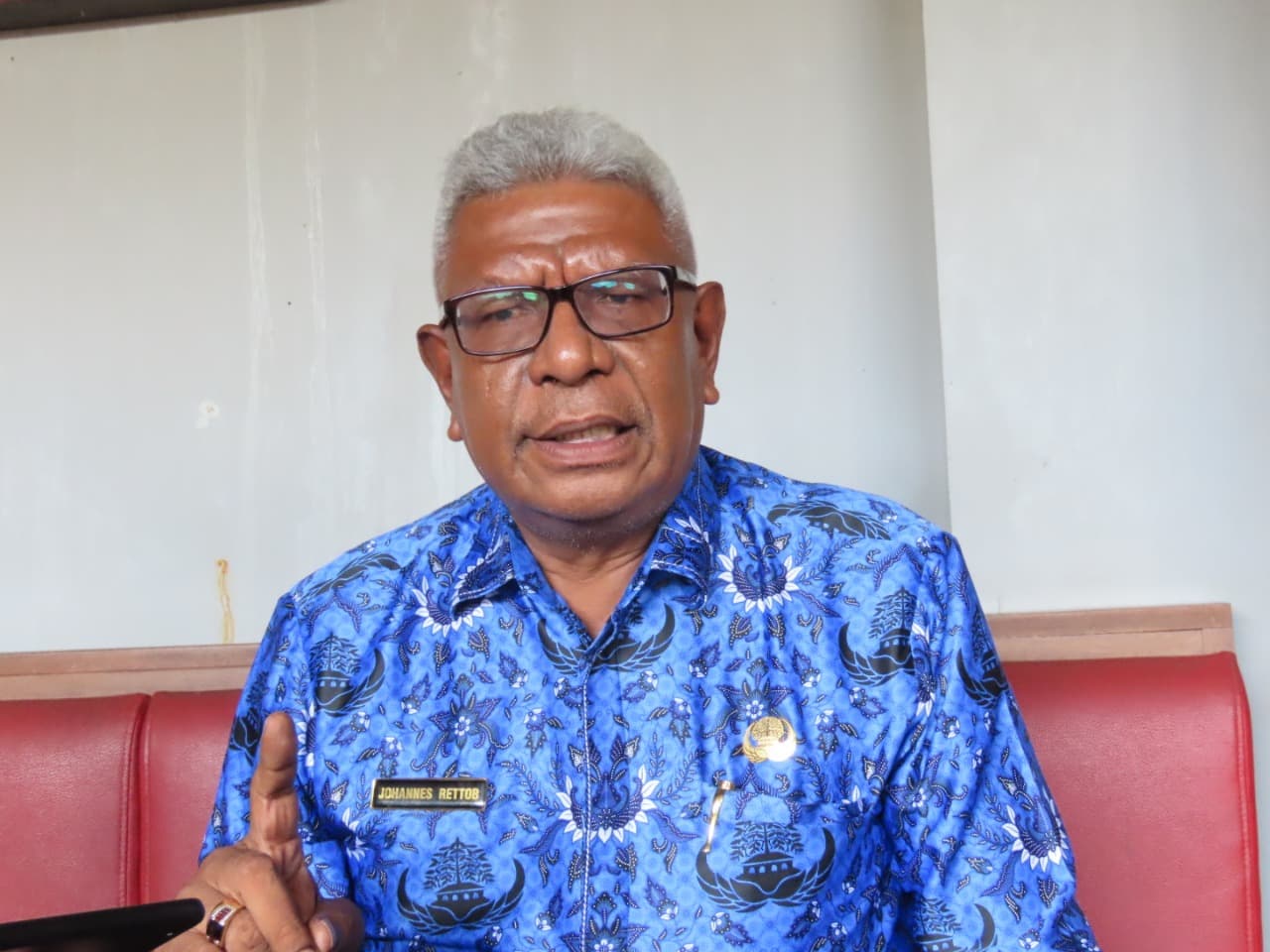 Wakil Bupati Mimika, Johannes Rettob