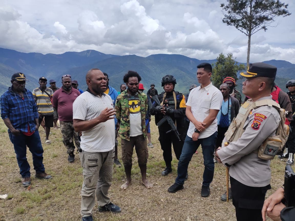 Ilustrasi berita PAPUA: 21 Orang Terkena Panah, Dua Kelompok Masyarakat di Distrik Kaiga Tolikara Bertikai