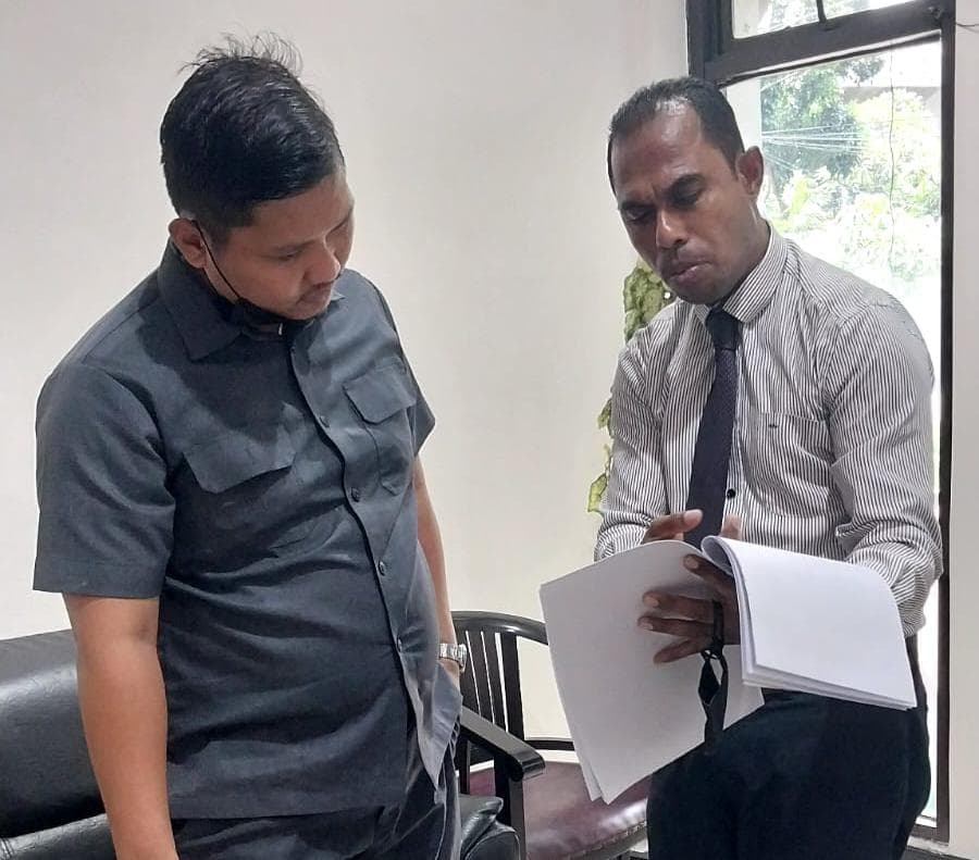 Ilustrasi berita MIMIKA: YLBH Serahkan Pengaduan Cacat Prosedur Kasus Plt. Bupati Mimika ke Komisi Kejaksaan RI