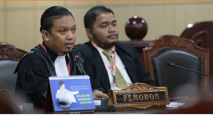 Ilustrasi berita MIMIKA: Nilai Kajati Papua Sewenang-wenang, Plt. Bupati Mimika Ajukan Gugatan Uji Materi Pasal Pemberhentian Sementara