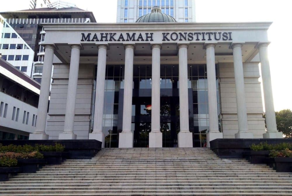 Ilustrasi berita MIMIKA: Majelis Hakim MK Tanggapi Permintaan Kuasa Hukum John Rettob Agar Proses Pemberhentian Sementara Ditangguhkan