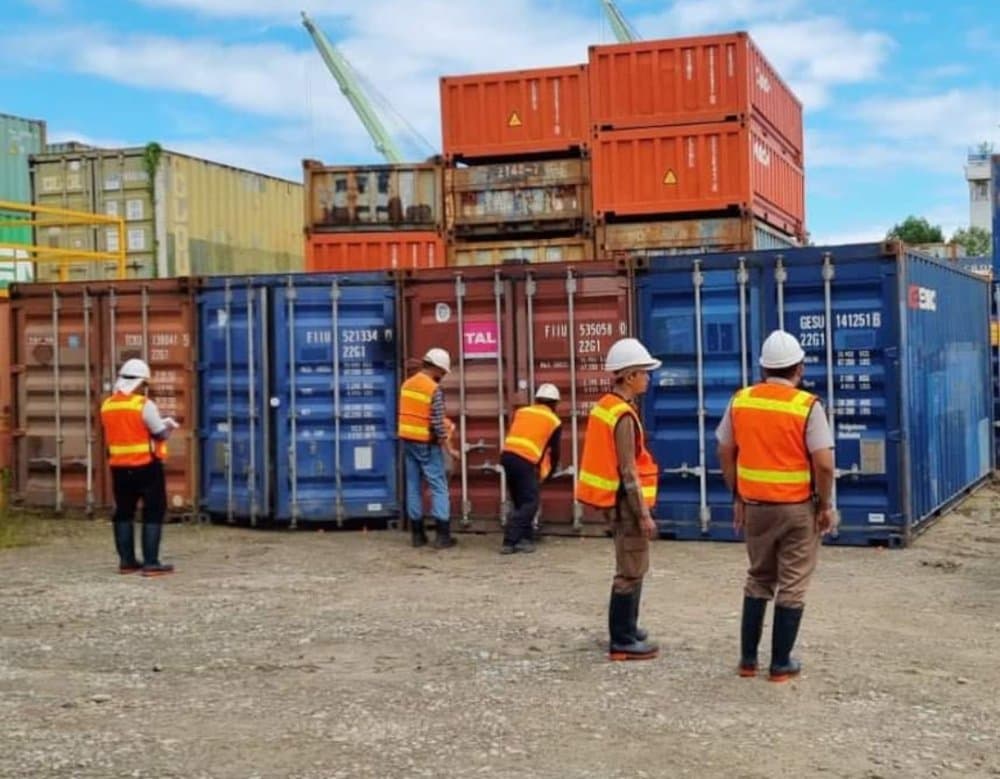 Ilustrasi berita MIMIKA: Penuhi ISPM 15, Sebanyak 256 FCL dan 89 Handling Unit Kemasan Kayu Asal Australia Masuk Timika